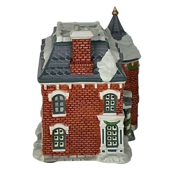 Vintage The Old Granville Place House Light Up Porcelain Village Limited Edition - Picture 8 of 16